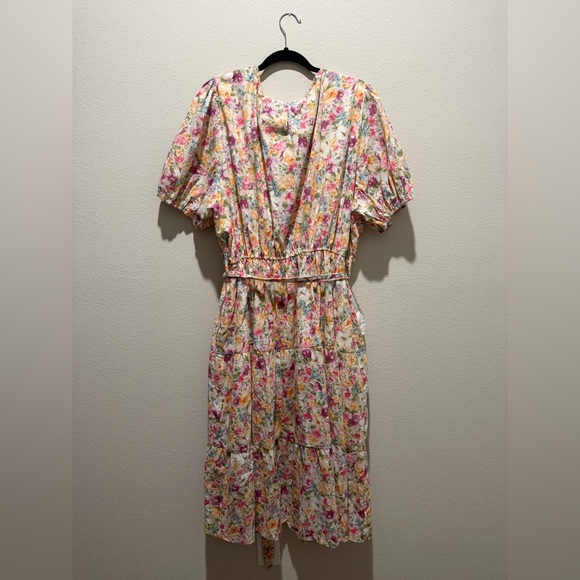 Hayden Los Angeles floral print belted tier poplin midi dress - Picture 7 of 11